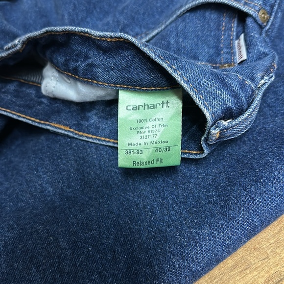 Authentic Carhartt great shape green tag designed exclusively for rental jeans - Picture 5 of 9